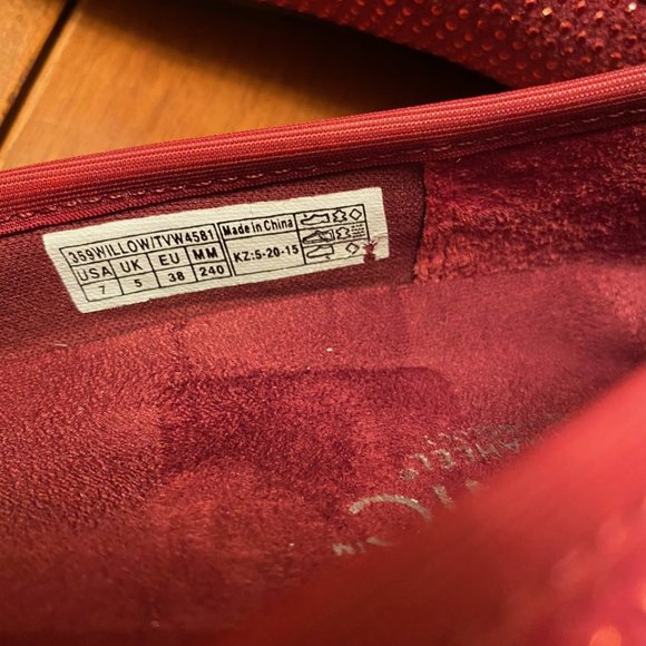 Vionic Red Flats with Rhinestone Detailing - Picture 6 of 8